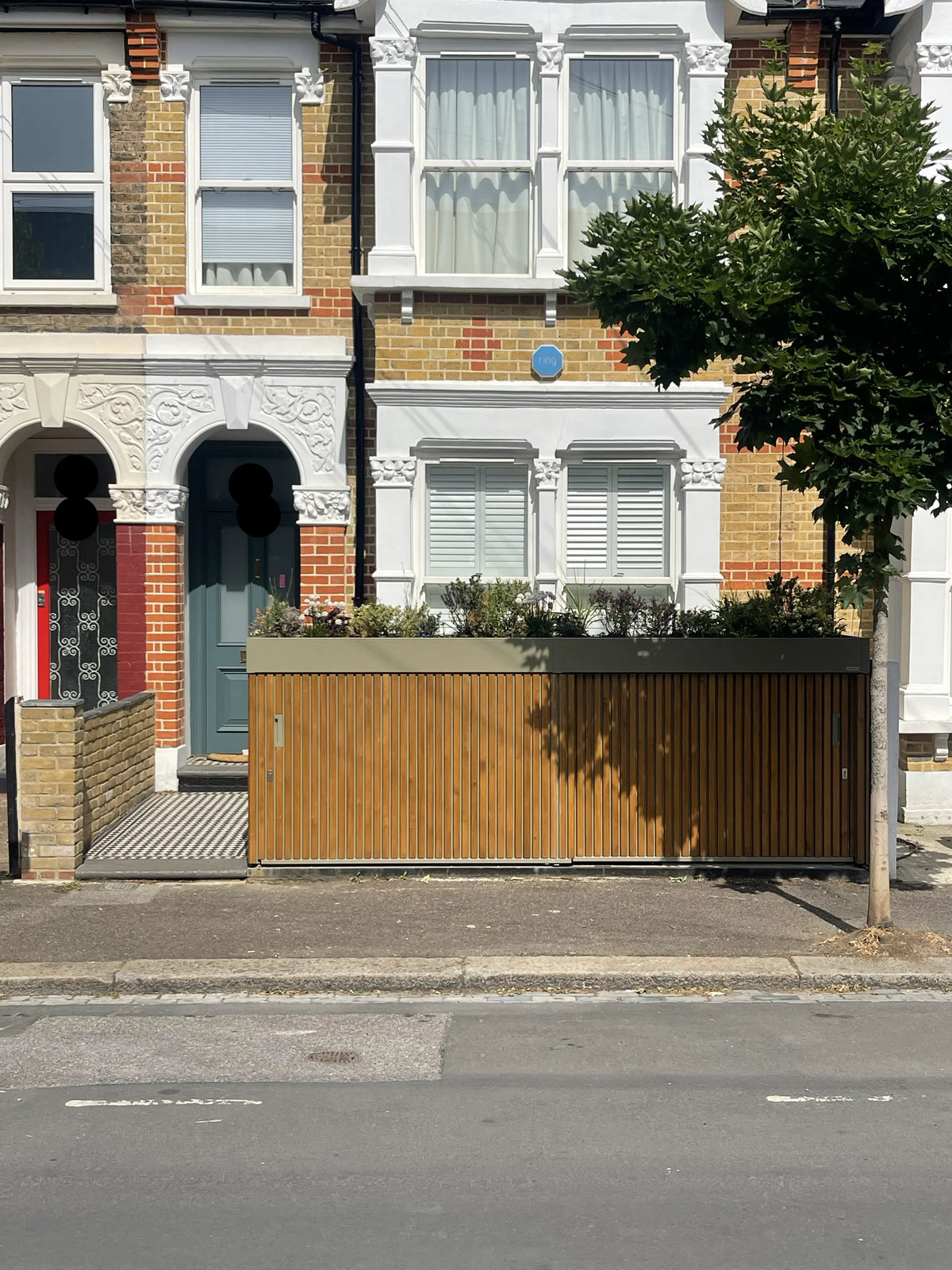 Planted Rood Slim Front Garden Bike Store with Sliding Doors & Planted Roof ...